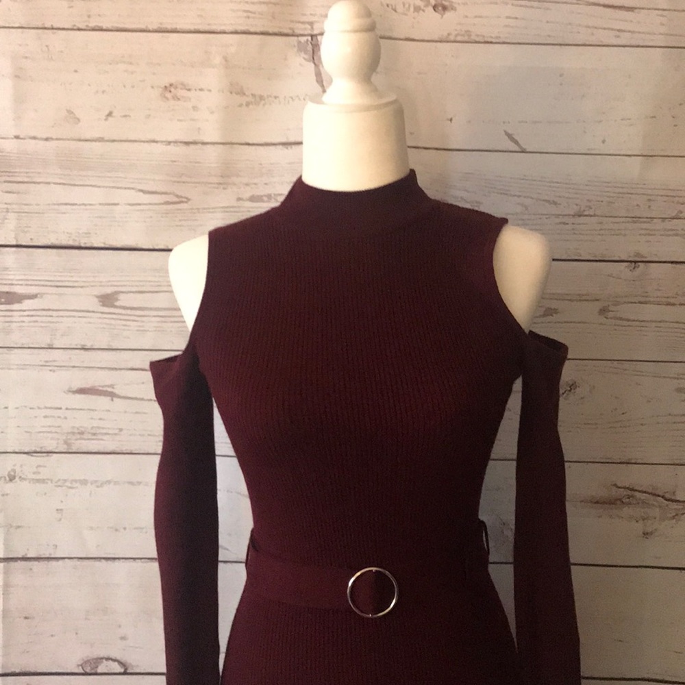 NWOT! FOREVER 21 - Burgundy Dress - SML
